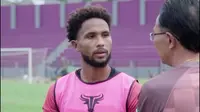 BRI Super League: Baru Tiba di Kediri, Williams Lugo Diragukan Bisa Tampil di Laga Persik Kontra Malut United